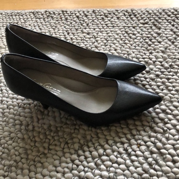 Kenneth Cole - 6 M - “The Superb”! - Picture 2 of 5